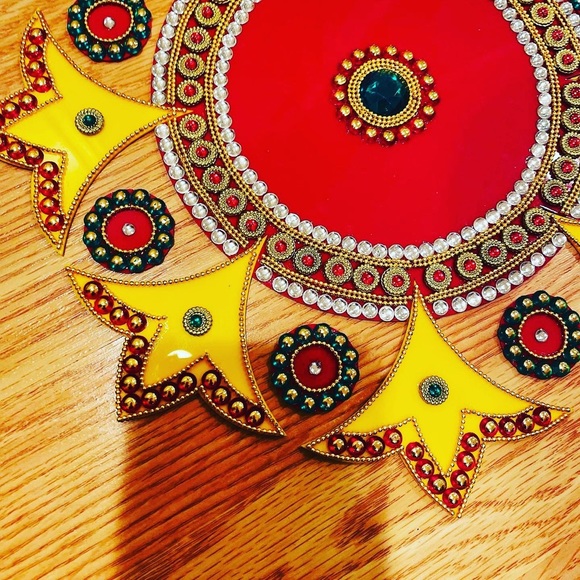 Acrylic Rangoli - Picture 3 of 8